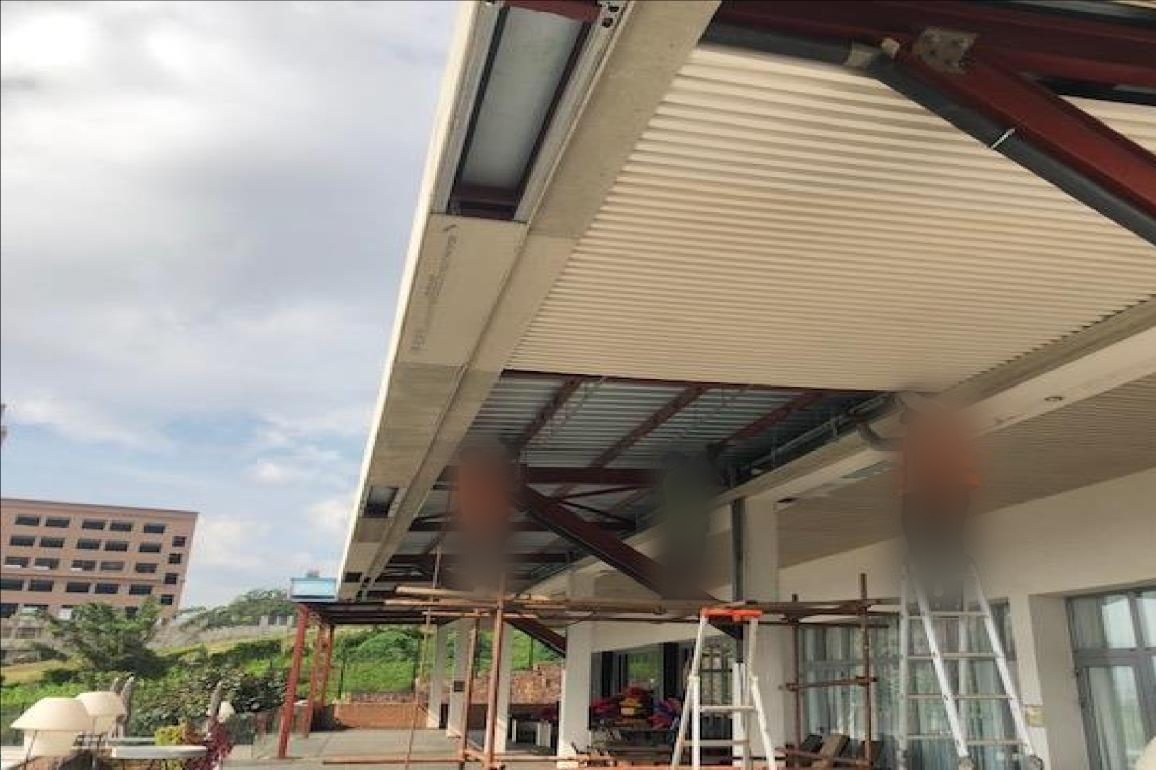 Onomo Hotel terrace roof under construction